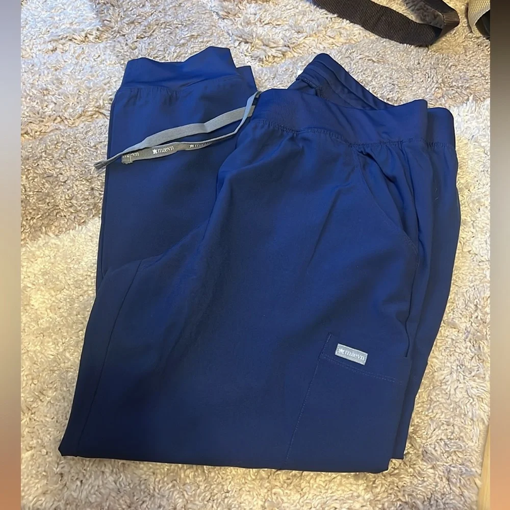 Navy jogger scrubs with drawstring LP - Picture 4 of 5